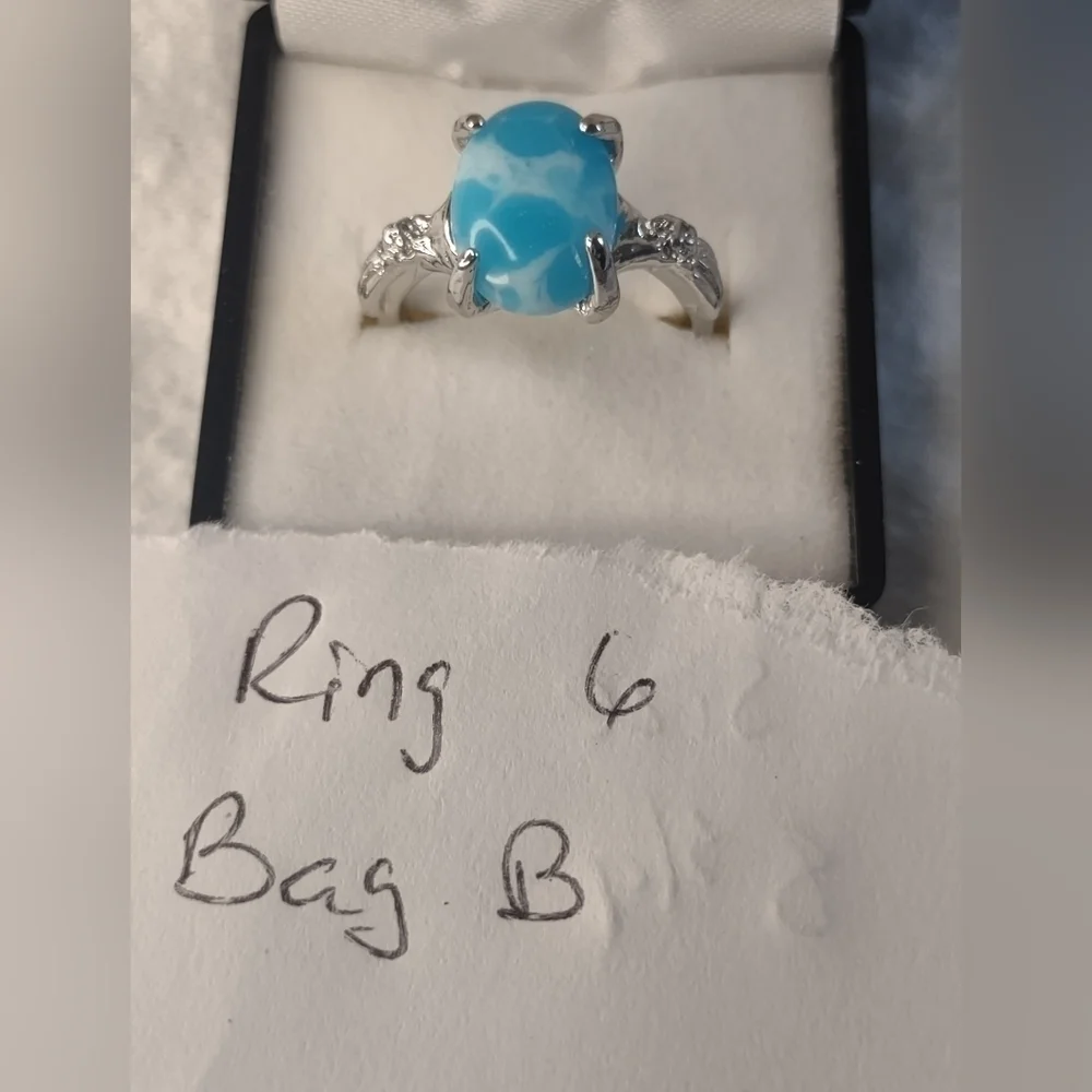 New women's blue sky ring size 8 3/4